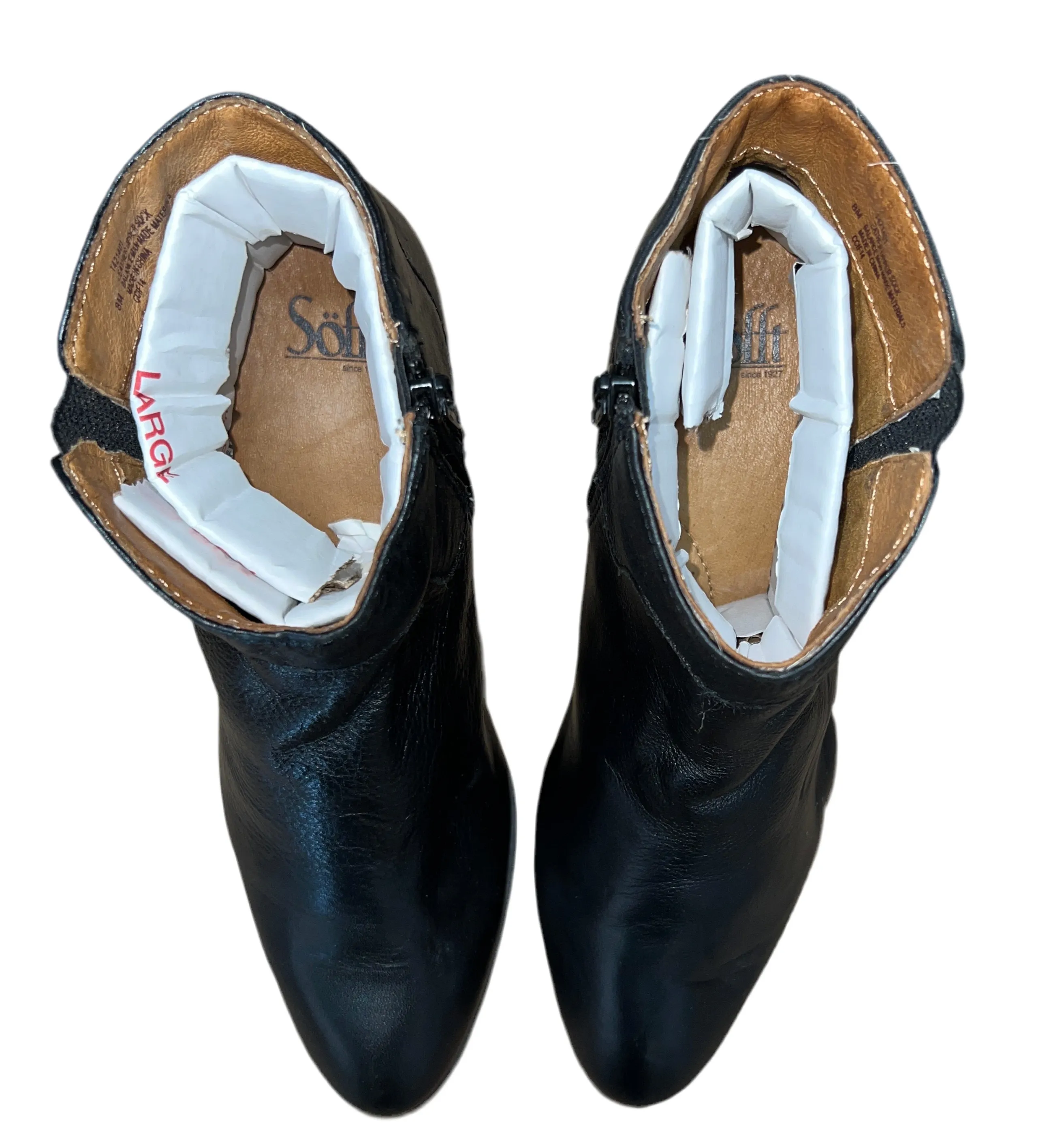 SOFFT Women's Parveen Ankle Bootie 8M black leather Snow Boots Wide