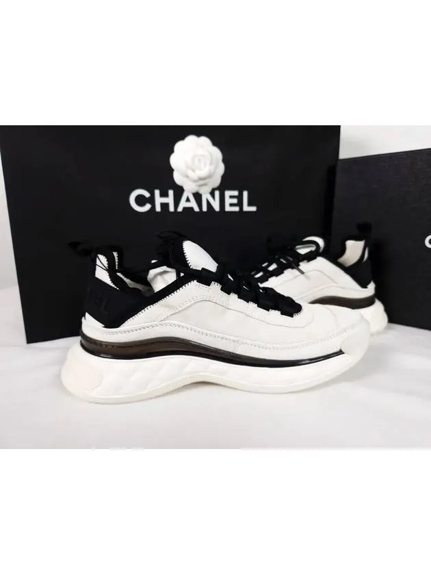 Logo Mixed Fibers Suede Low Top Sneakers White Chanel Minimalist Sneakers