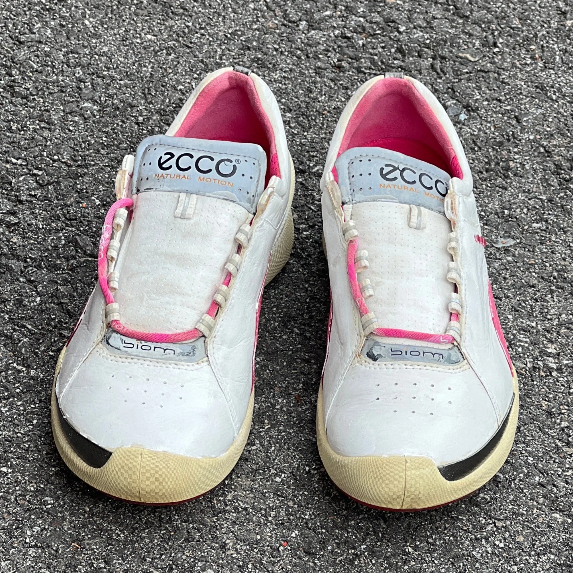 Womens Ecco  Biom Spikeless Golf Shoes 38EU -White/Pink- Hydromax Yak Leather Lorenzo Casual Shoes