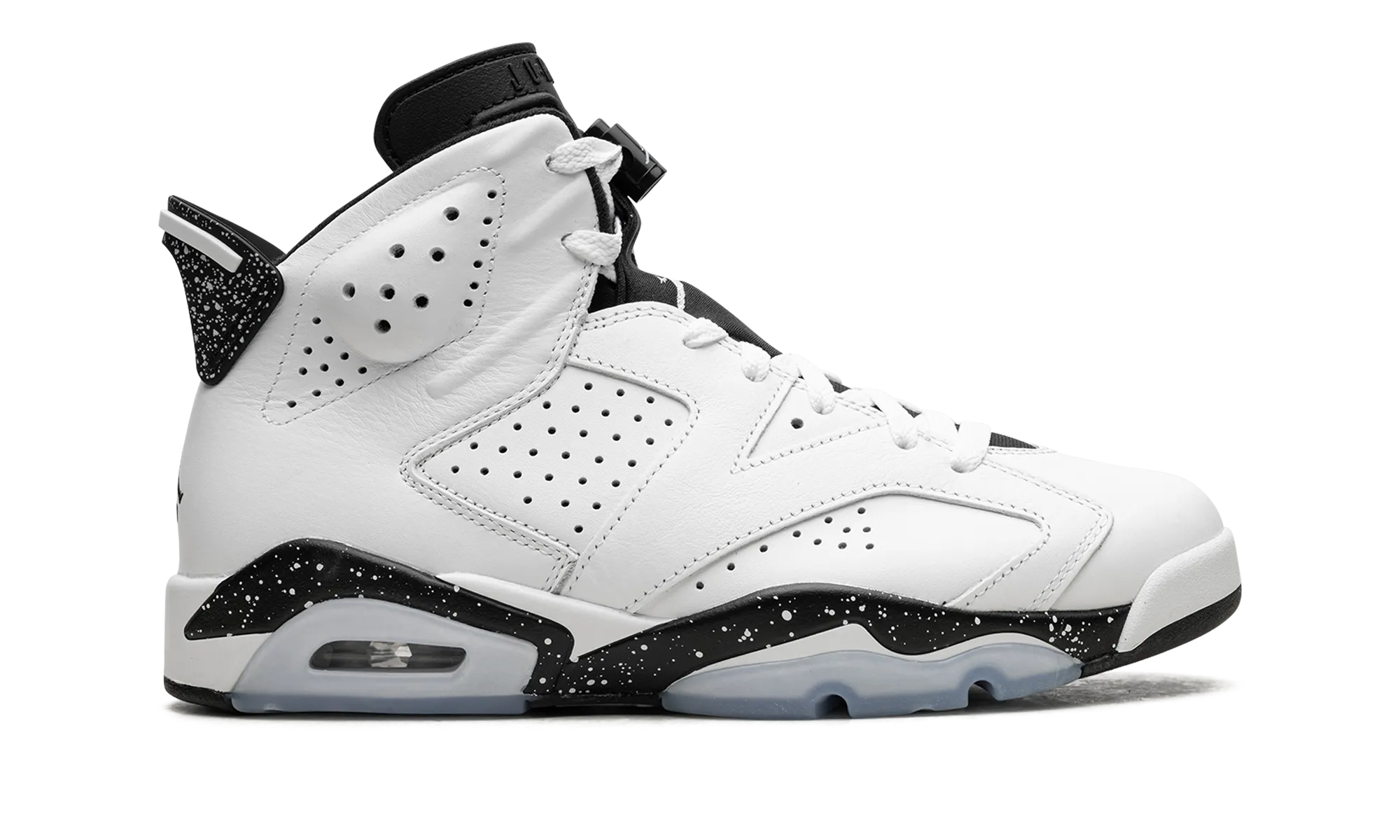 Smiles Sneakers Air Jordan 6 "Reverse Oreo"