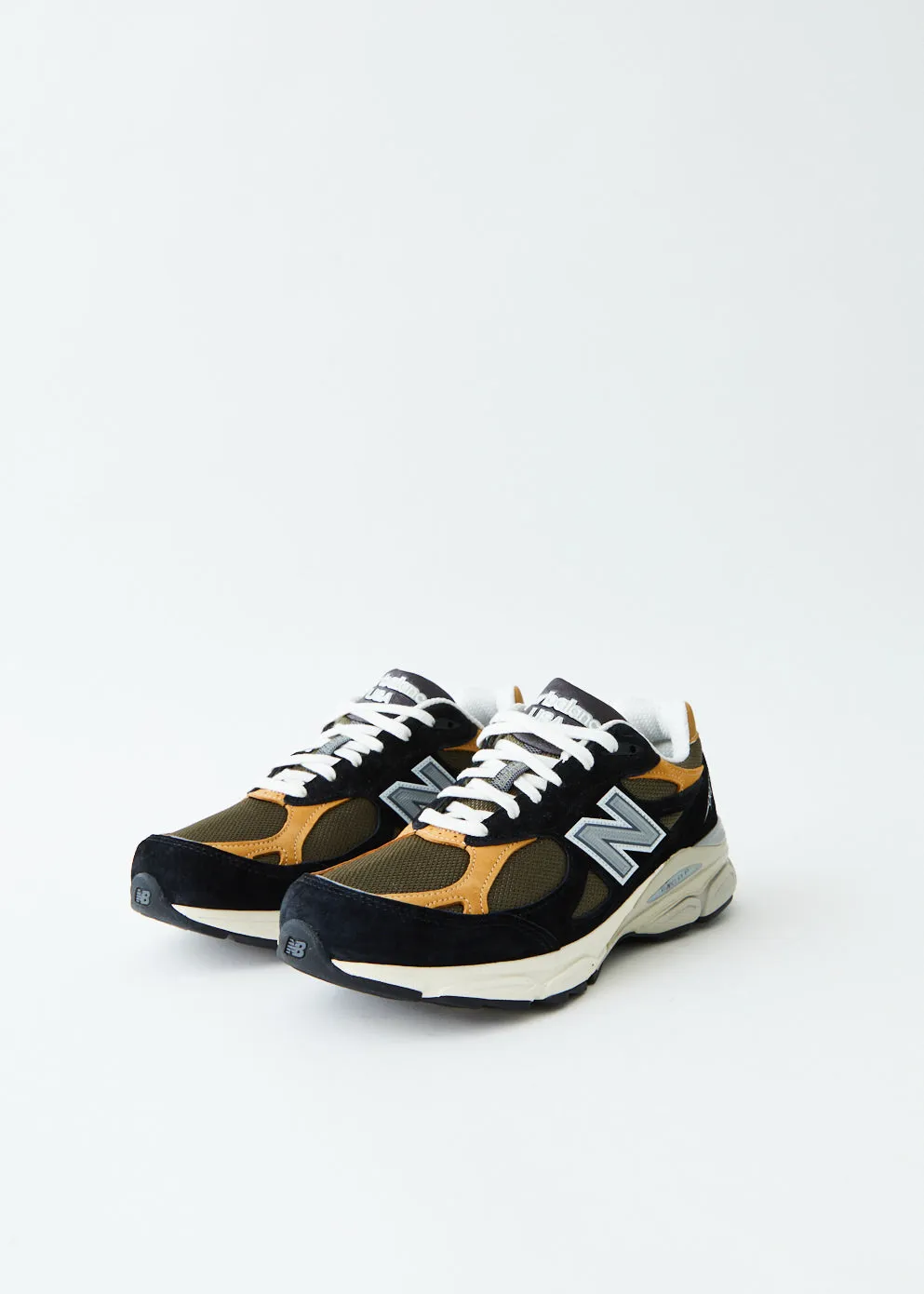 MADE in USA 992v3 Sneakers Men's White New Balance