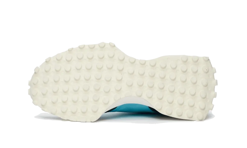 327 Navy White New Balance Women's Fresh Foam 680 V8