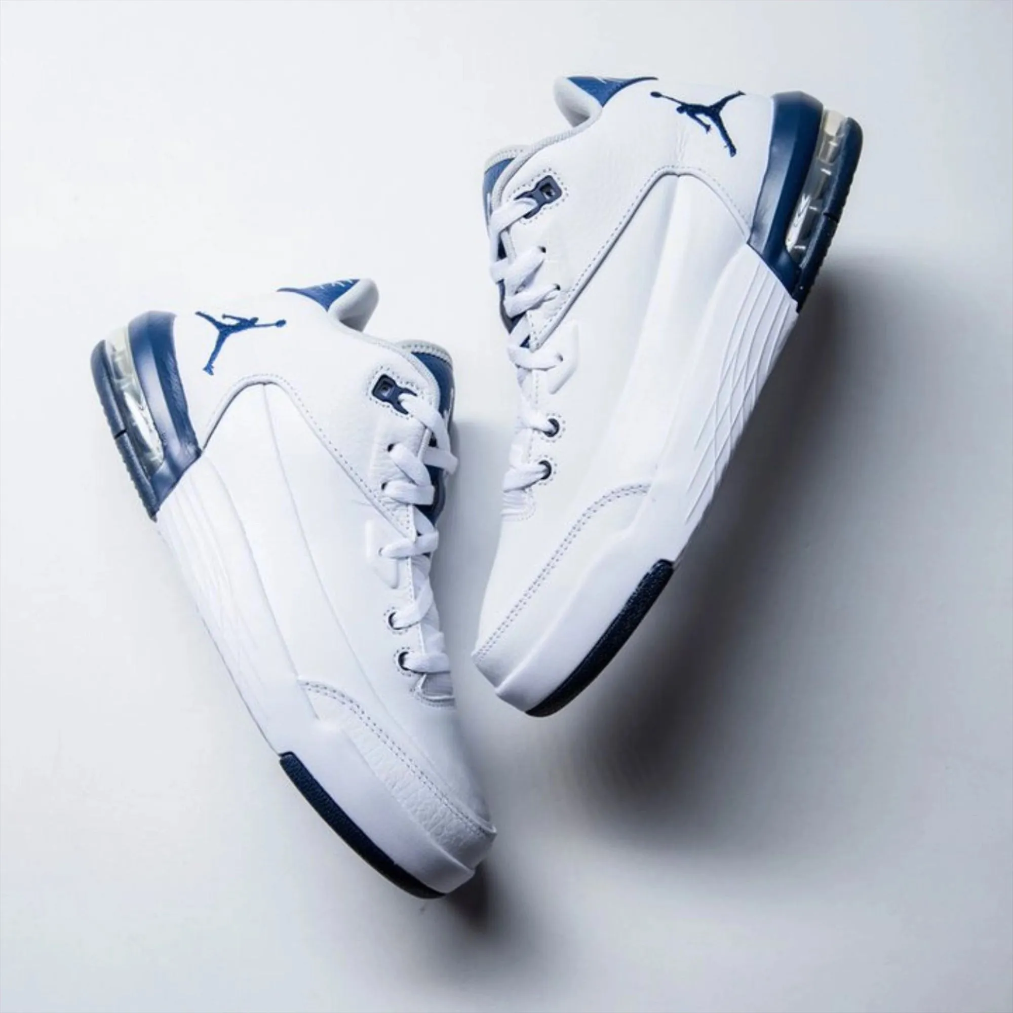 Men's Jordan Flight Origin 3 Silver Sneakers Age