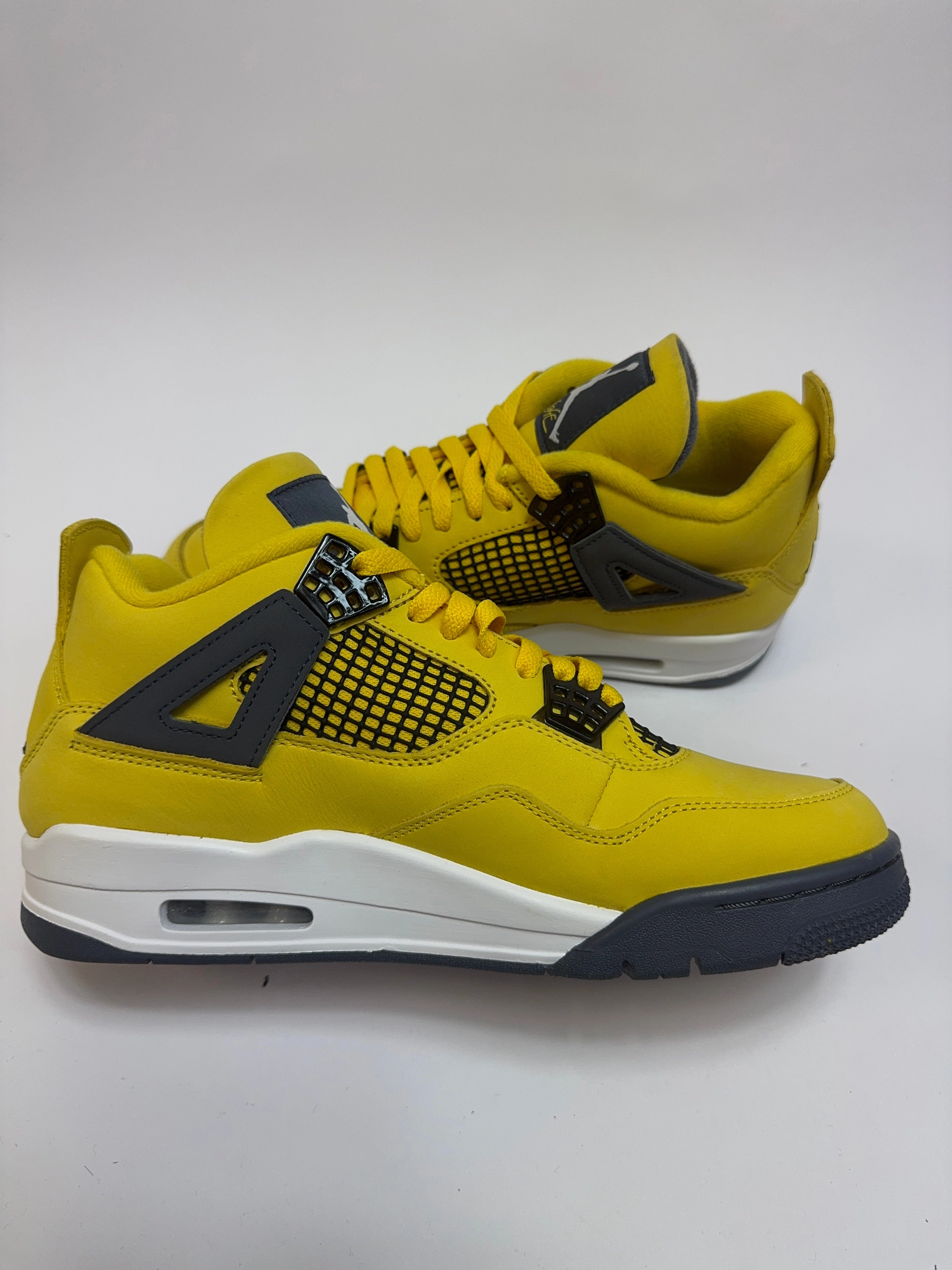 Stephon Marbury Sneakers Jordan 4 Retro "Lightning" (2021)
