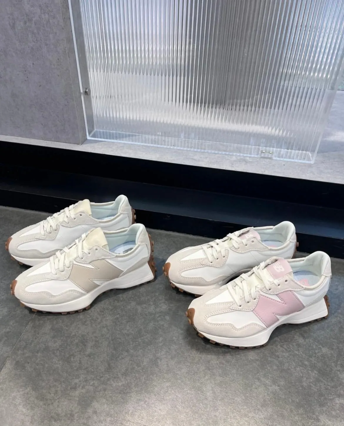 NEW BALANCE 327 | MILKTEA GREY Black New Balance Basketball Shoes