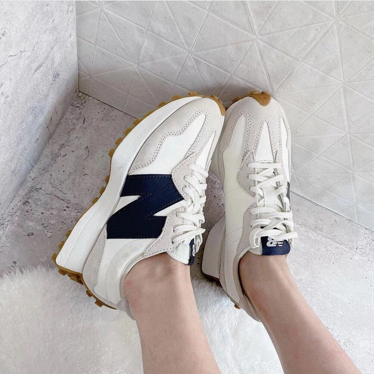NEW BALANCE 327 | NAVY 574 Sneaker New Balance