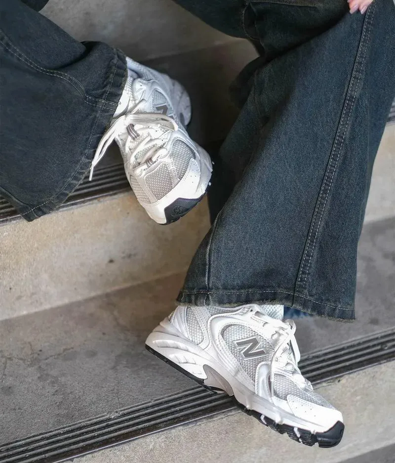 NEW BALANCE 530 | CREAMY GREY New Balance Flat Feet