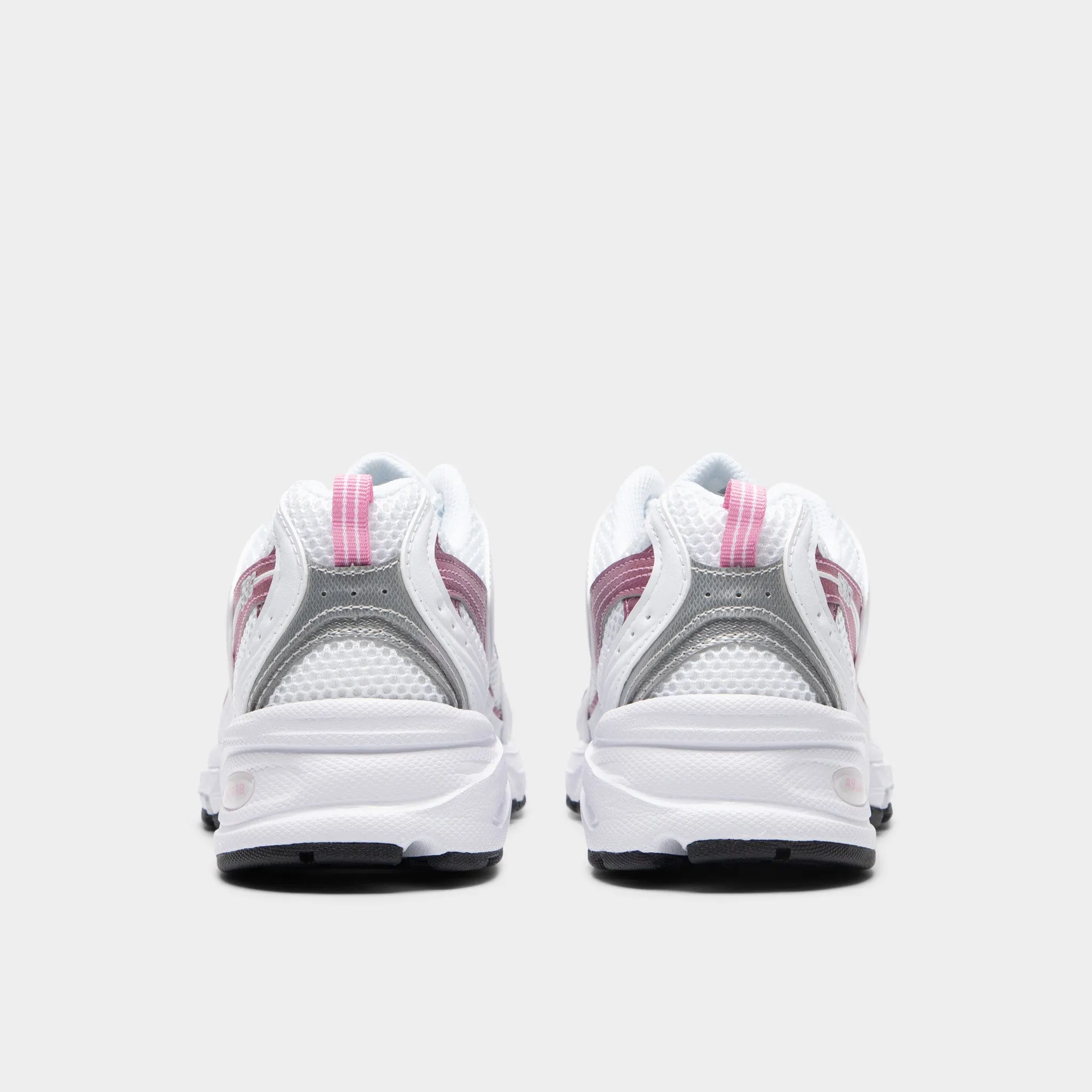 New Balance 530 White / Pink Sugar New Balance 327 Black