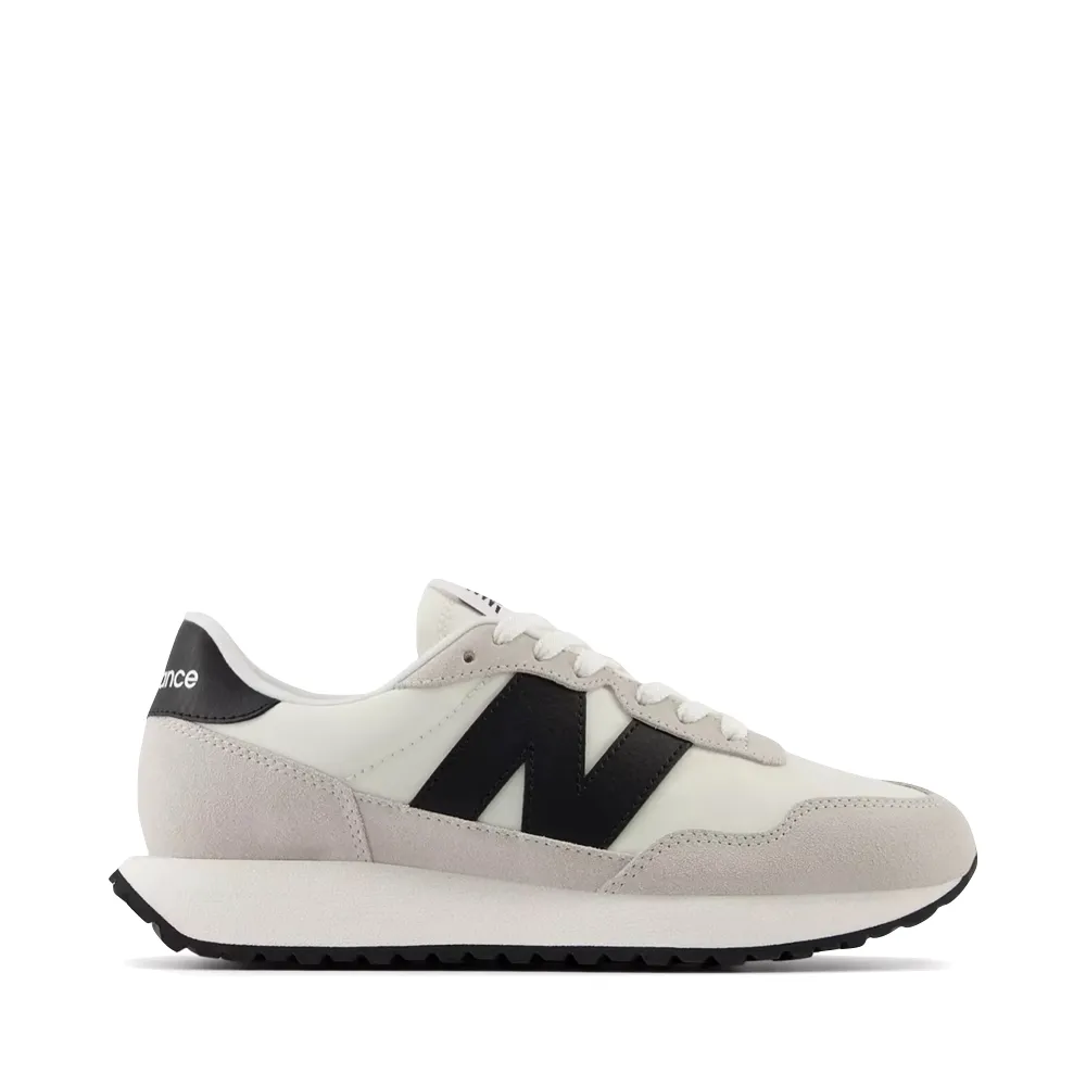New Balance Women's 237 Sneaker (Sea Salt with Black) Sydney Mclaughlin-levrone New Balance