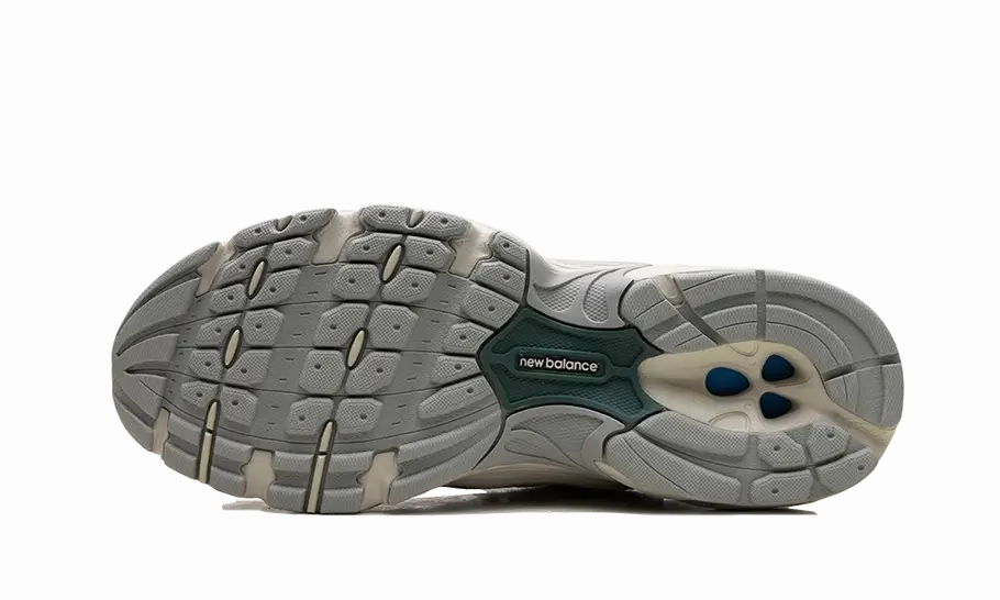 New Balance 530 Beige Green New Balance 327 Men's Black