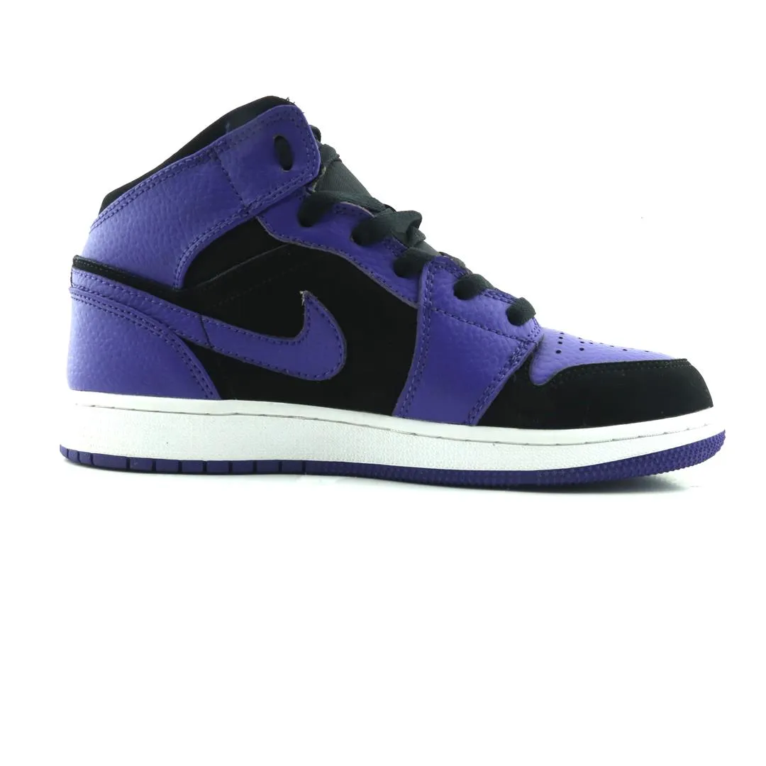 Sperry Top Sider Slip On Sneakers NIKE AIR JORDAN 1 MID