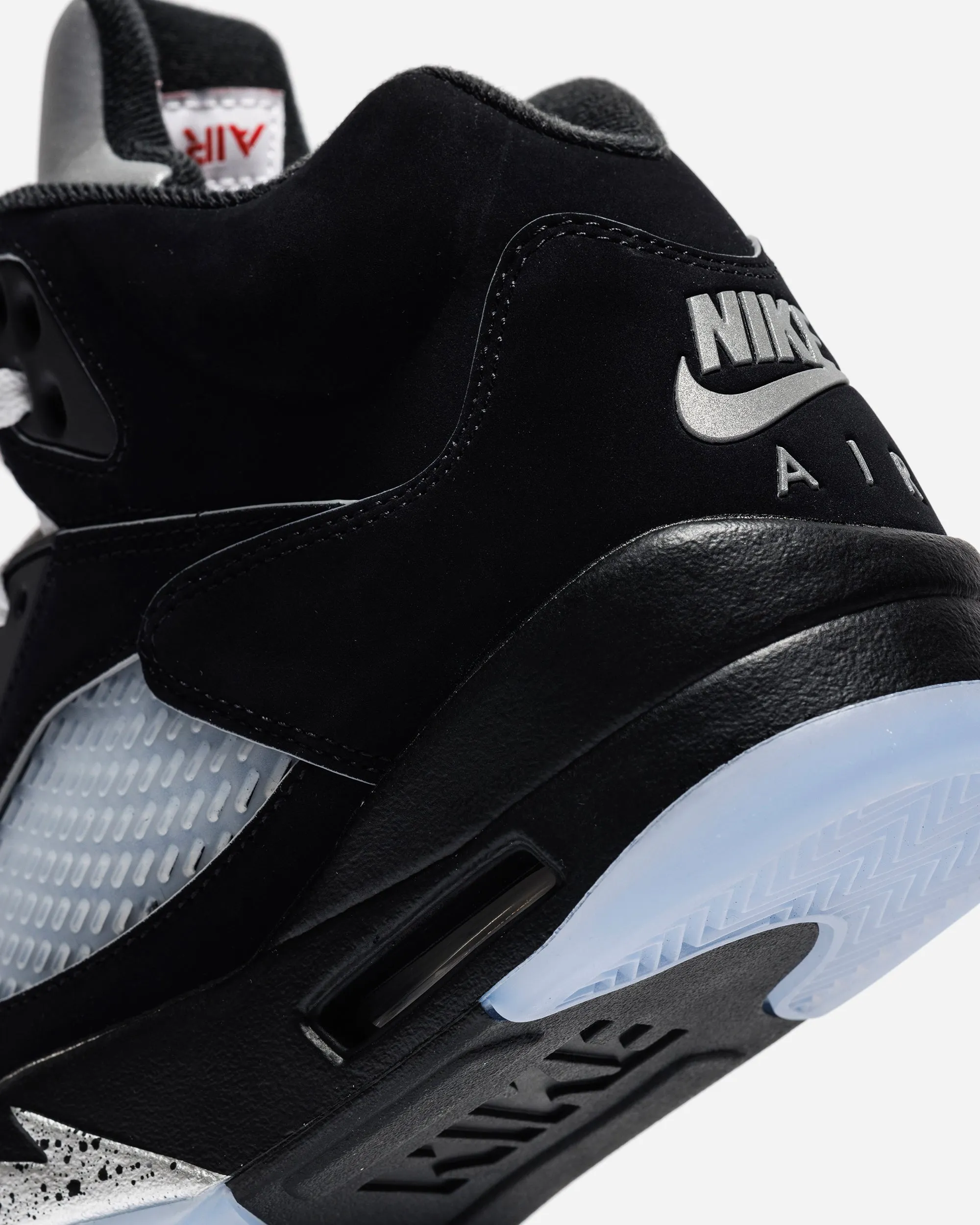 NIKE AIR JORDAN 5 RETRO Low Cut Sneakers