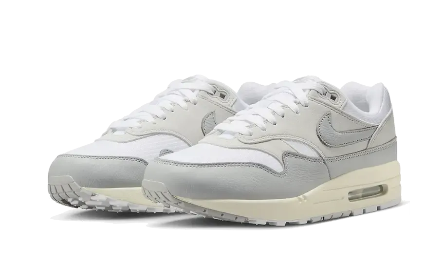 Nike Air Max 1 '87 Pure Platinum Nike Walking Shoes Wide Width
