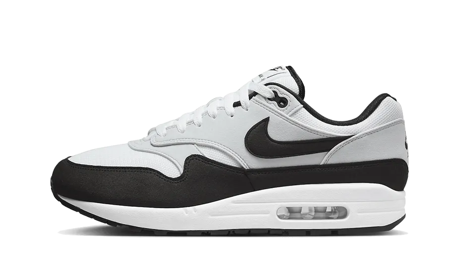 Nike Air Max 1 White Black Nike Street Soccer Shoes