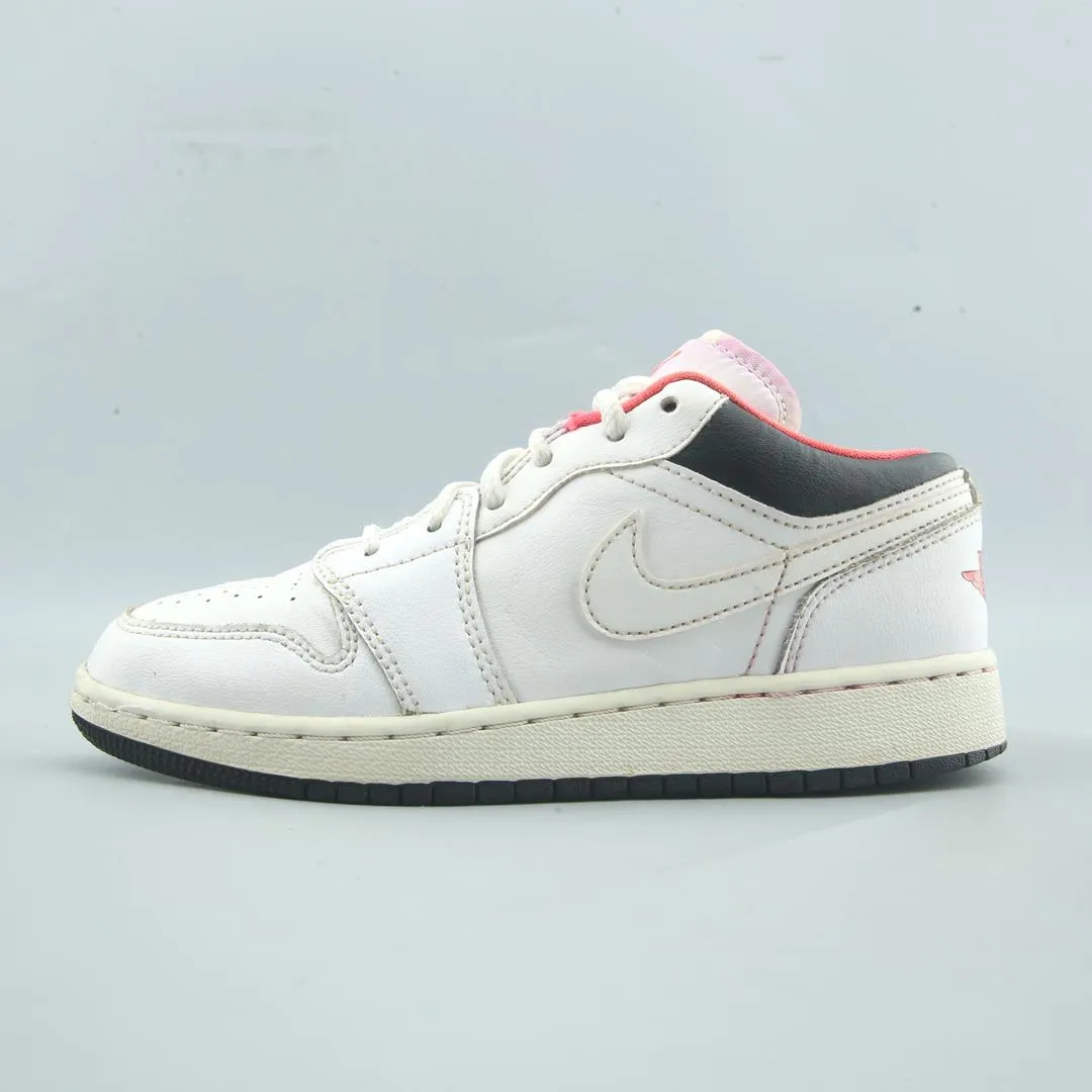 Luxury Sneakers NIKE JORDAN 1 LOW