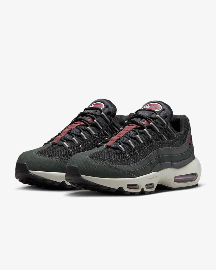 Nike Air Max 2017 Shoe Nike Men's Air Max 95 Shoes - Anthracite / Team Red / Summit White / Black