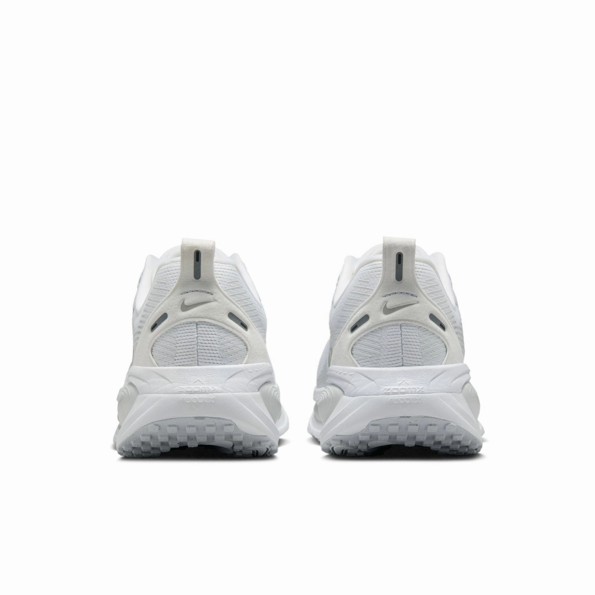 Nike White Tennis Shoes Nike | Women's Vomero 18 Road Running Shoes - White/Metallic Silver-Photon Dust
