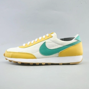 NIKE DAYBREAK Nike Air Max Basketball Shoe