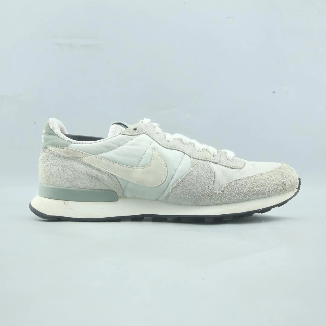 NIKE INTERNATIONALIST Future Nike Shoe