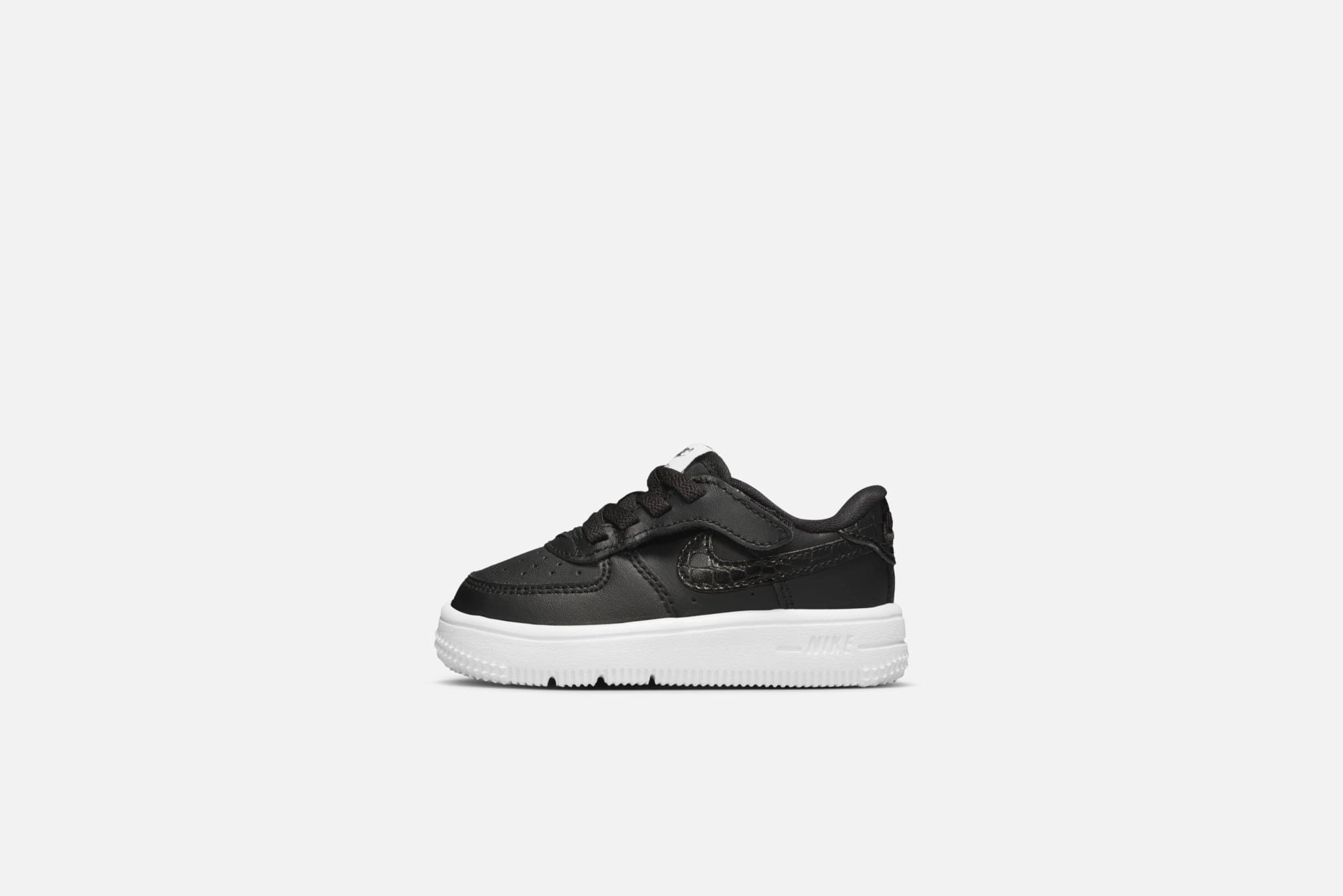 Non Slip Shoes Nike Nike "Force 1 Low LV8 EasyOn" TD - Black / Black / White