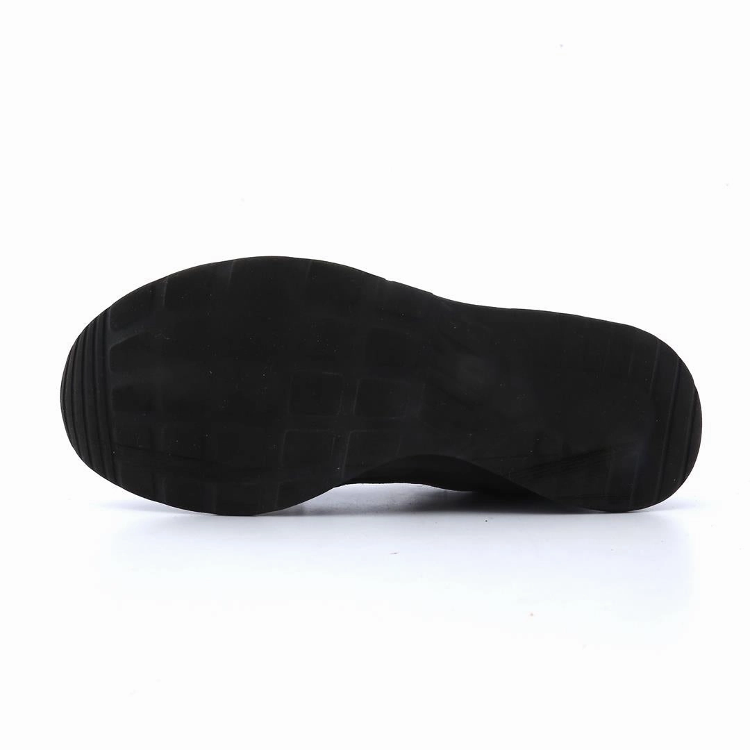 NIKE TANJUN Nike Low Basketball Shoes