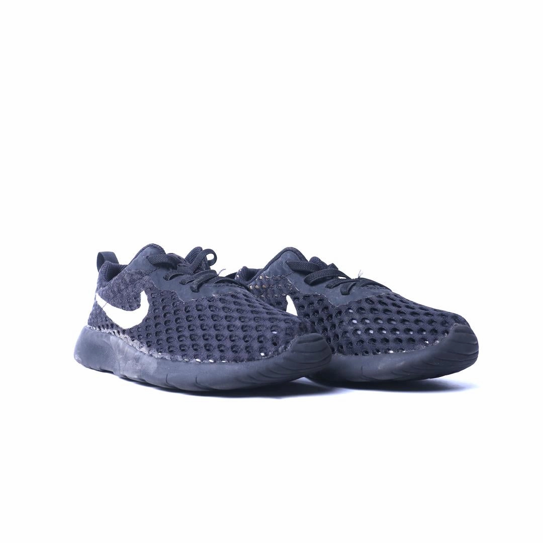 Best Nike Shoes For Walking And Standing All Day NIKE TANJUN