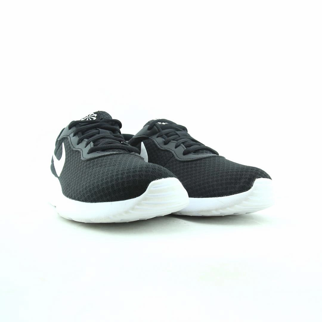 NIKE TANJUN Flyknit Nike Running Shoes