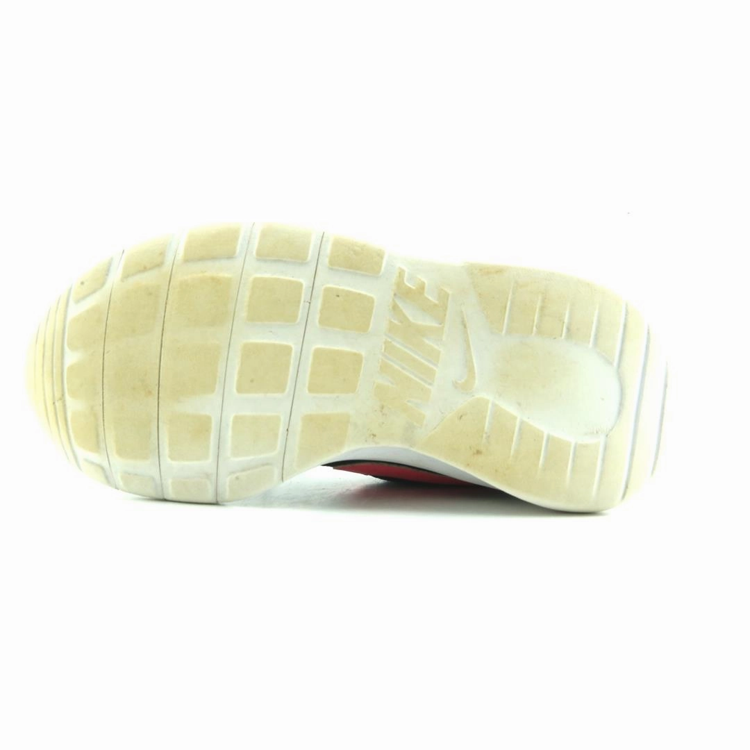 Nike Basketball Player Shoes NIKE TANJUN