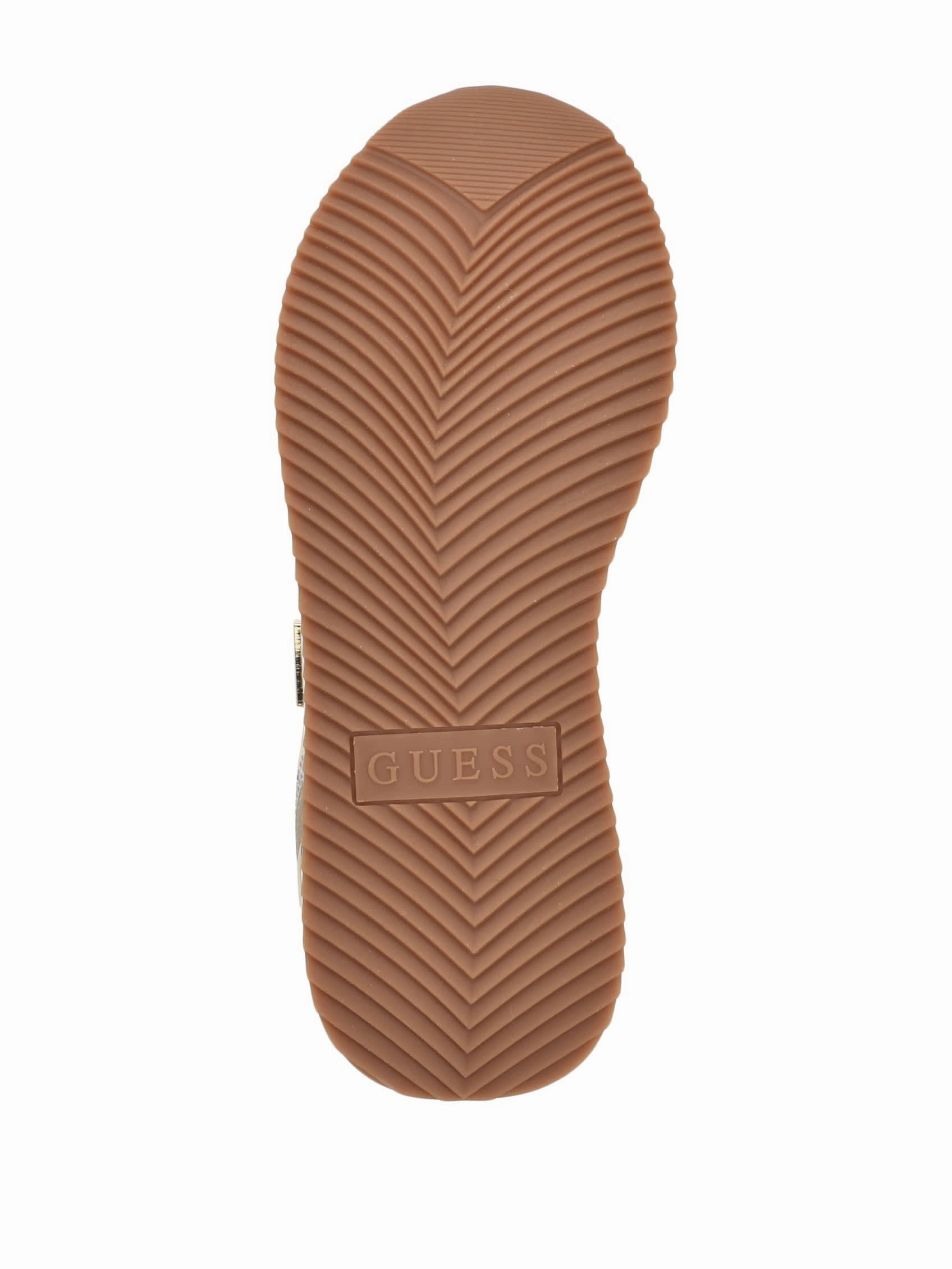 White Low Top Sneakers Novels Studded Platform Jogger Sneakers