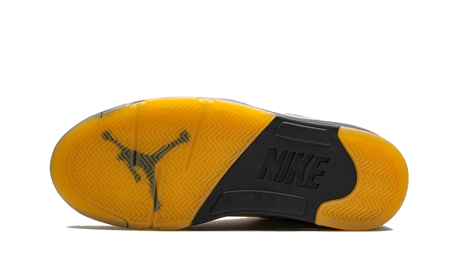 Blazer Sneakers Air Jordan 5 Retro A Ma Manire Diffused Blue