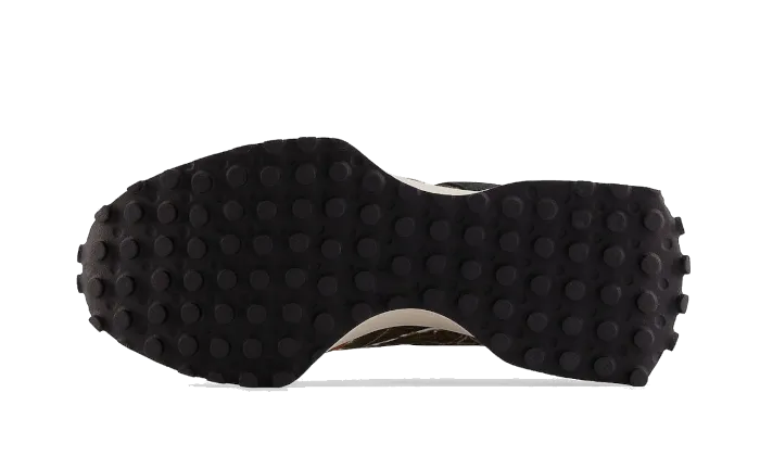 574 New Balance Women's New Balance 327 Atmos Realtree Camo