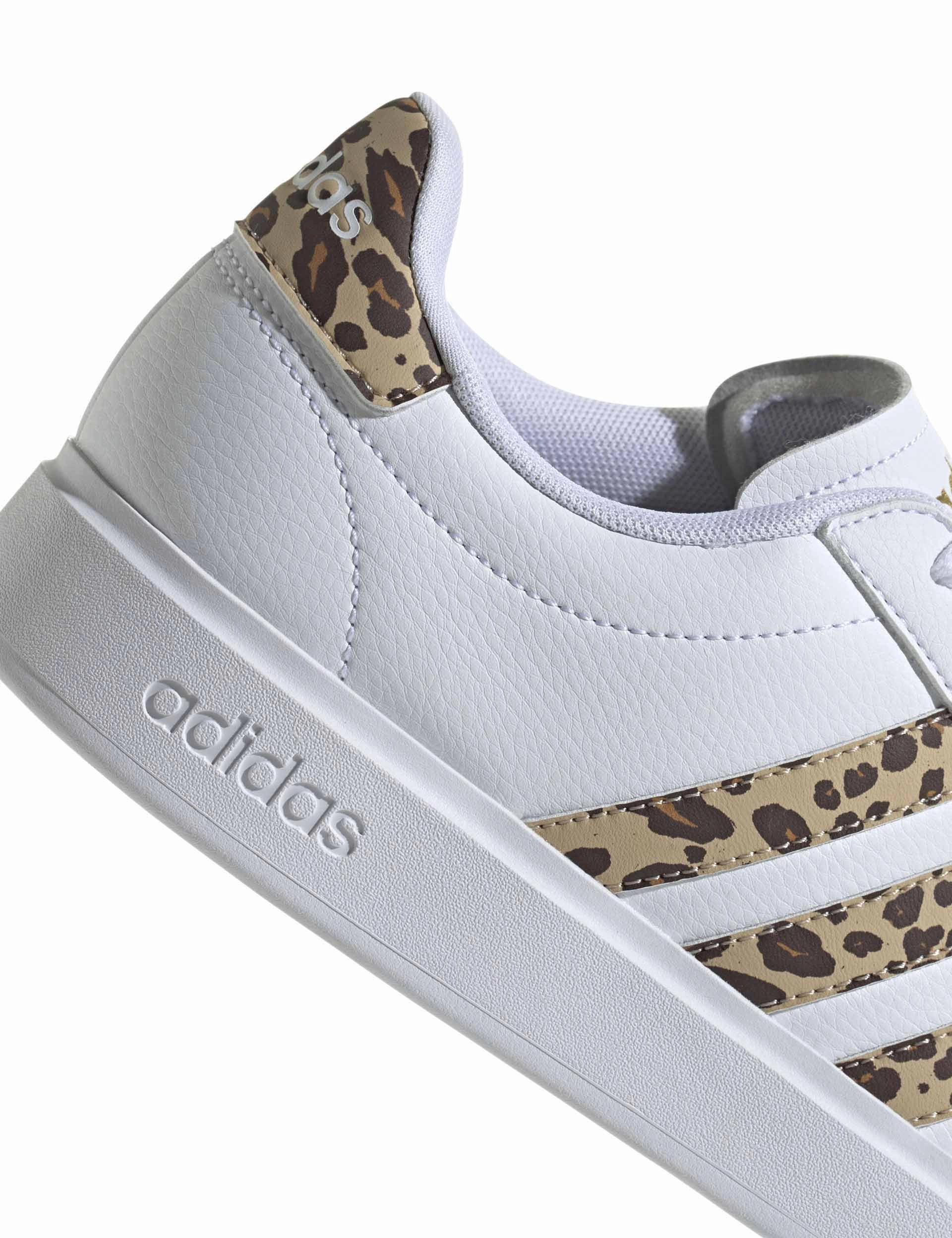 Blazer Mid '77 Next Nature Casual Shoes Grand Court 2.0 Shoes - Cloud White/Magic Beige/Matte Gold