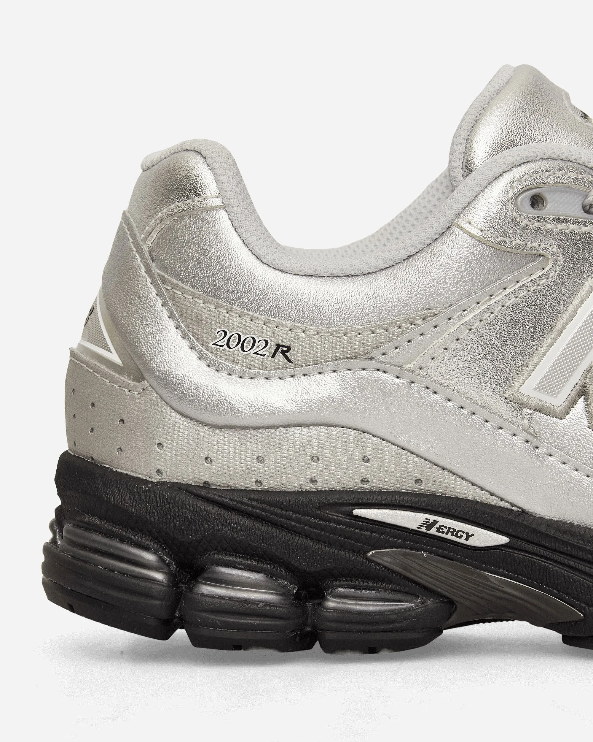 2002R Sneakers Silver Metallic Sports Plus Casual Shoes