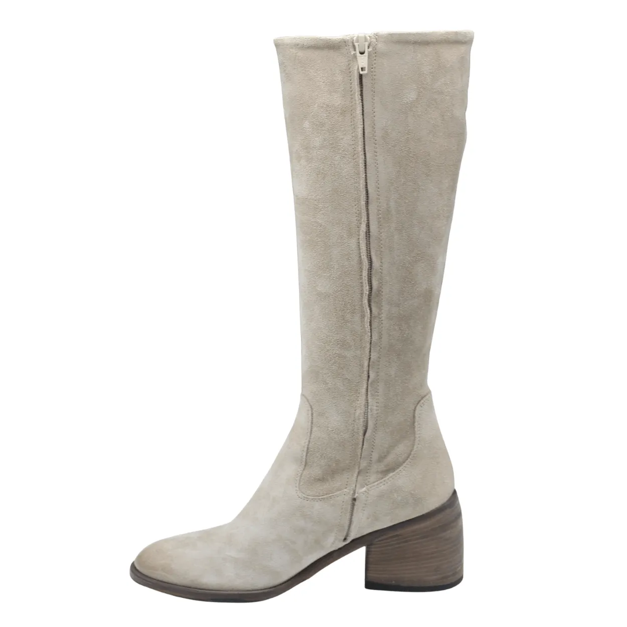 Cloudrock 2 Waterproof Hiking Boots M563M6 Tall Boot