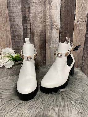 Boots Ankle Heels By Bamboo In White, Size: 7 Combat Boots With Platform