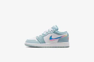 White Converse Platform Sneakers Air Jordan "1 Low SE" GS - Ocean Bliss / Atomic Pink-White