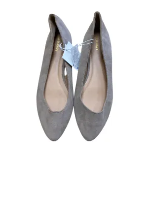 Shoes Flats By Old Navy In Beige, Size: 10 Waffle Flat Moon Shoe