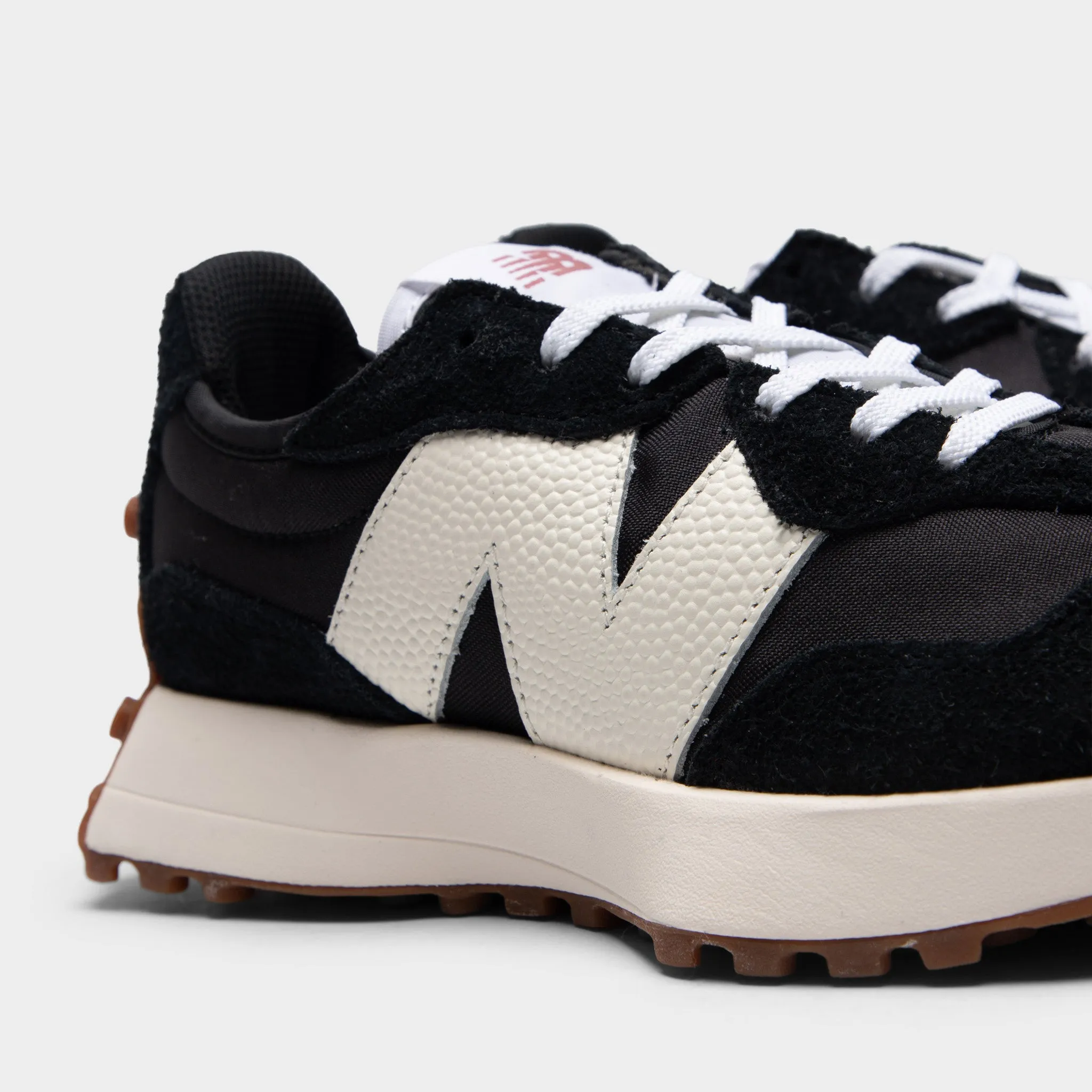 New Balance Fresh Foam V12 New Balance Women's 327 Black / White - Mineral Red