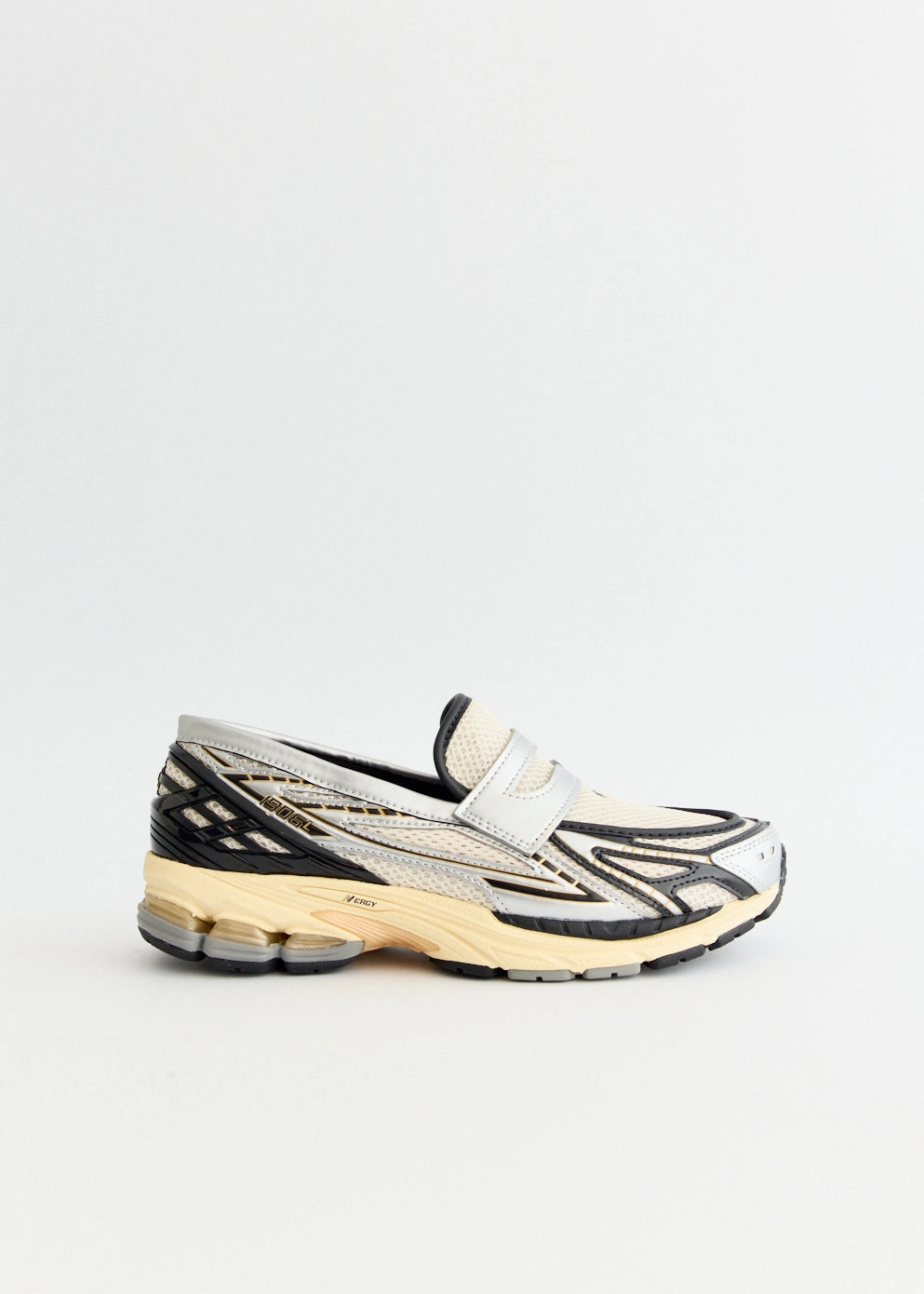 New Balance Wide Feet 1906L 'Silver Metallic Cream' Loafers