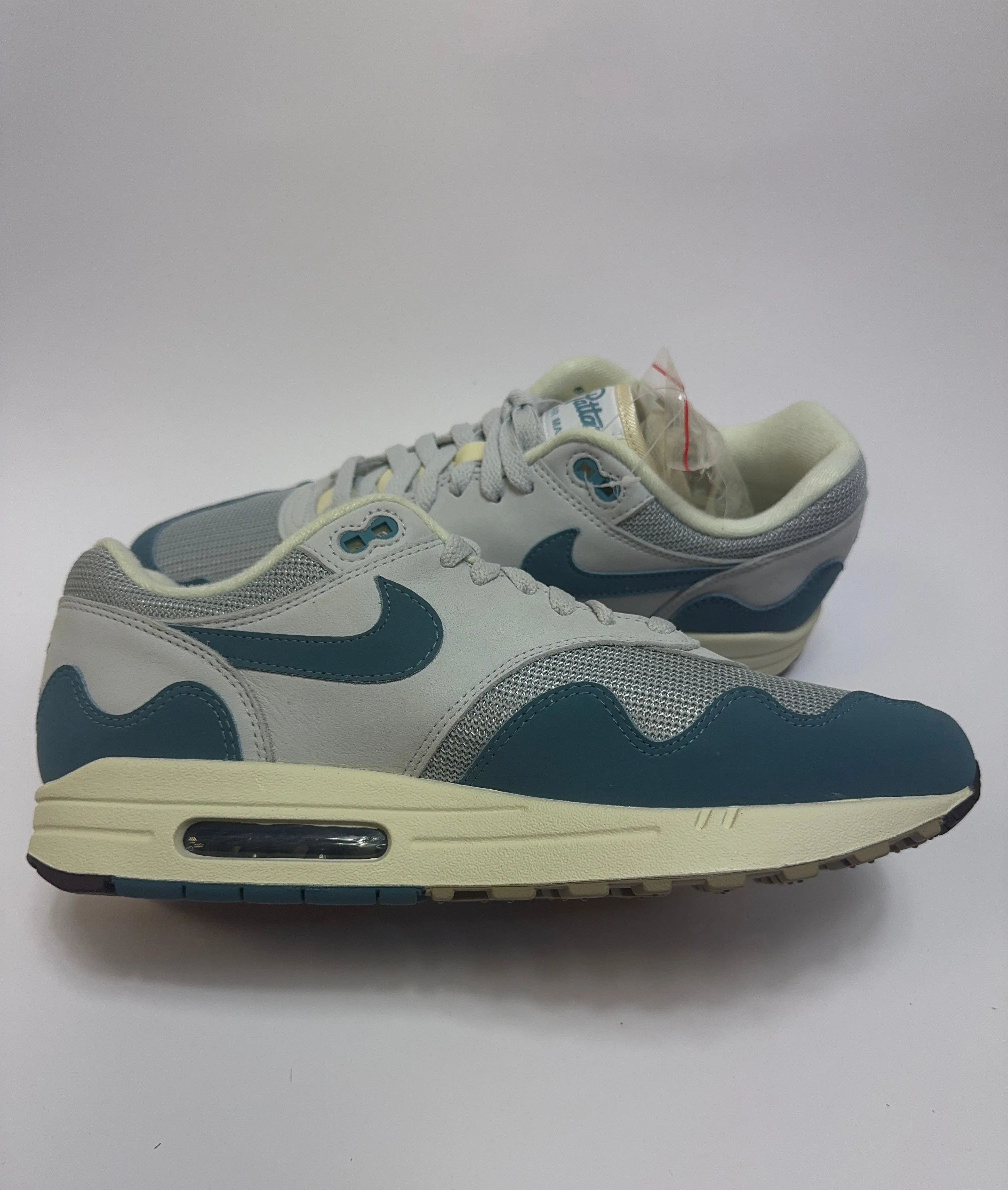 Nike Minimalist Shoes Nike Air Max 1 x Patta Waves "Noise Aqua"
