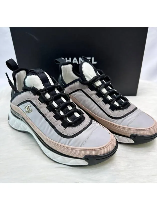 CC Logo Mixed Fiber Low Top Sneakers Light Grey Pink Chanel Dior Sneakers