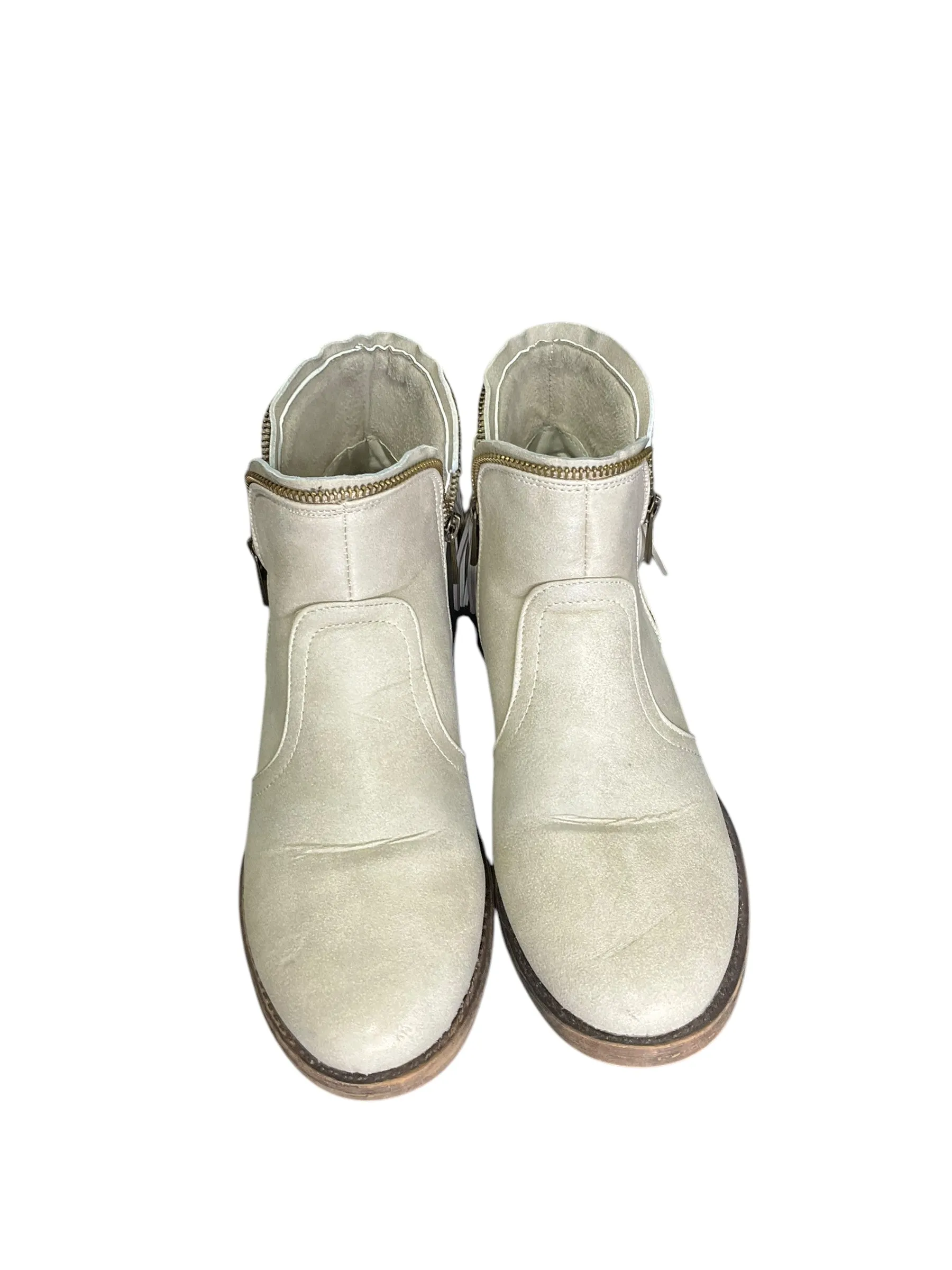 Boots Ankle Heels By Bamboo In Grey, Size: 10 Boots With Arch Support