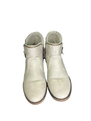 Boots Ankle Heels By Bamboo In Grey, Size: 10 Corral Ankle Boots