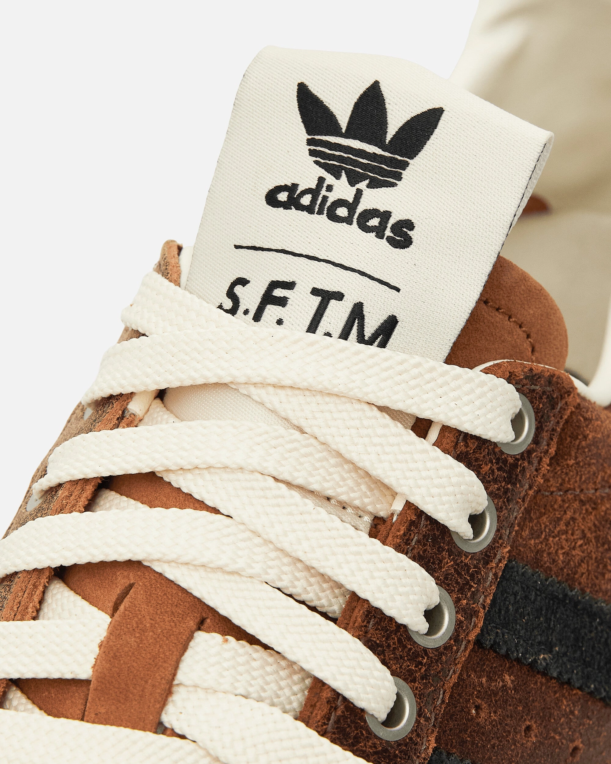 Adidas Olympic Shoes SFTM Superstar 82 Sneakers Simple Brown / Core Black