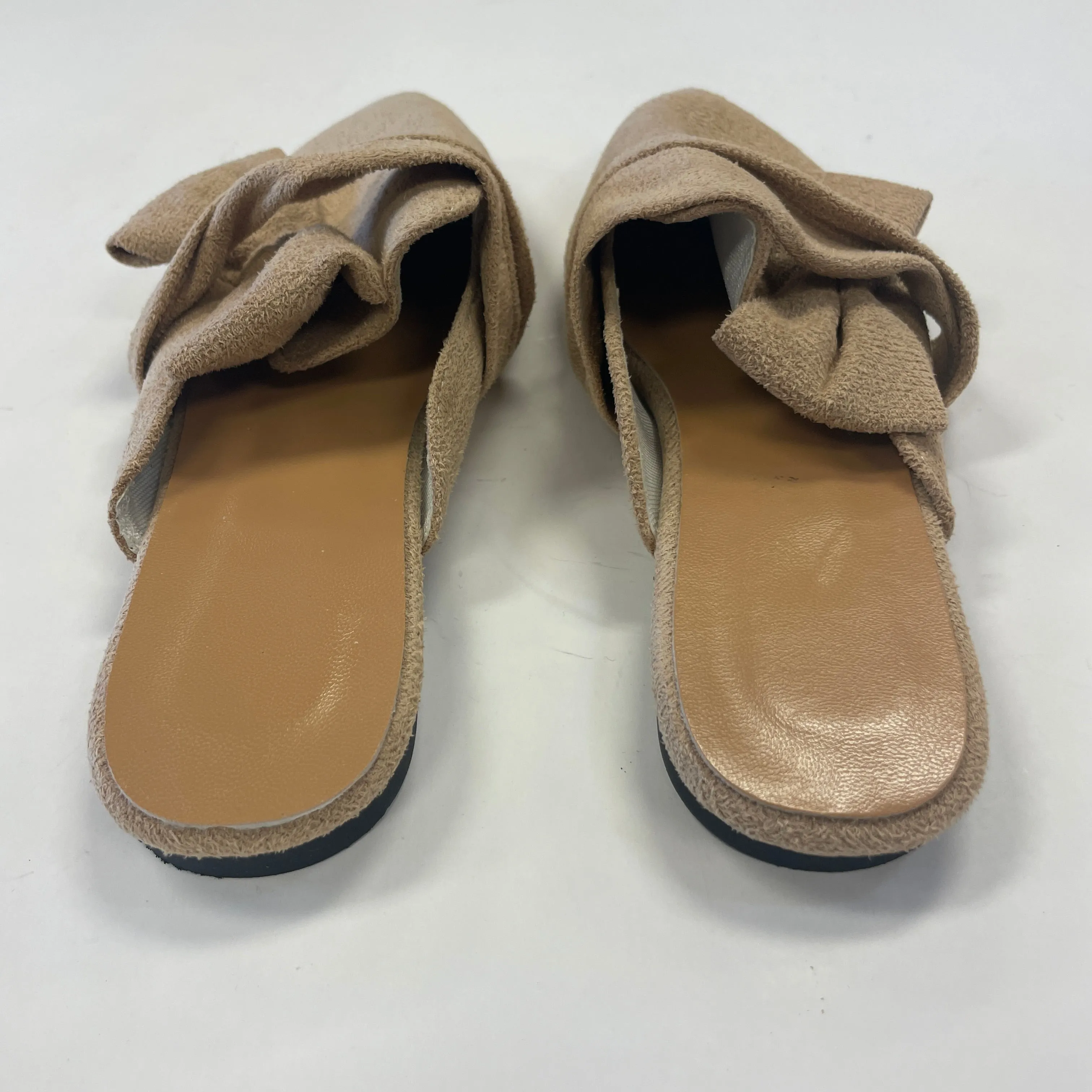 Flat Bike Shoes Shoes Flats By Clothes Mentor In Tan, Size: 8.5