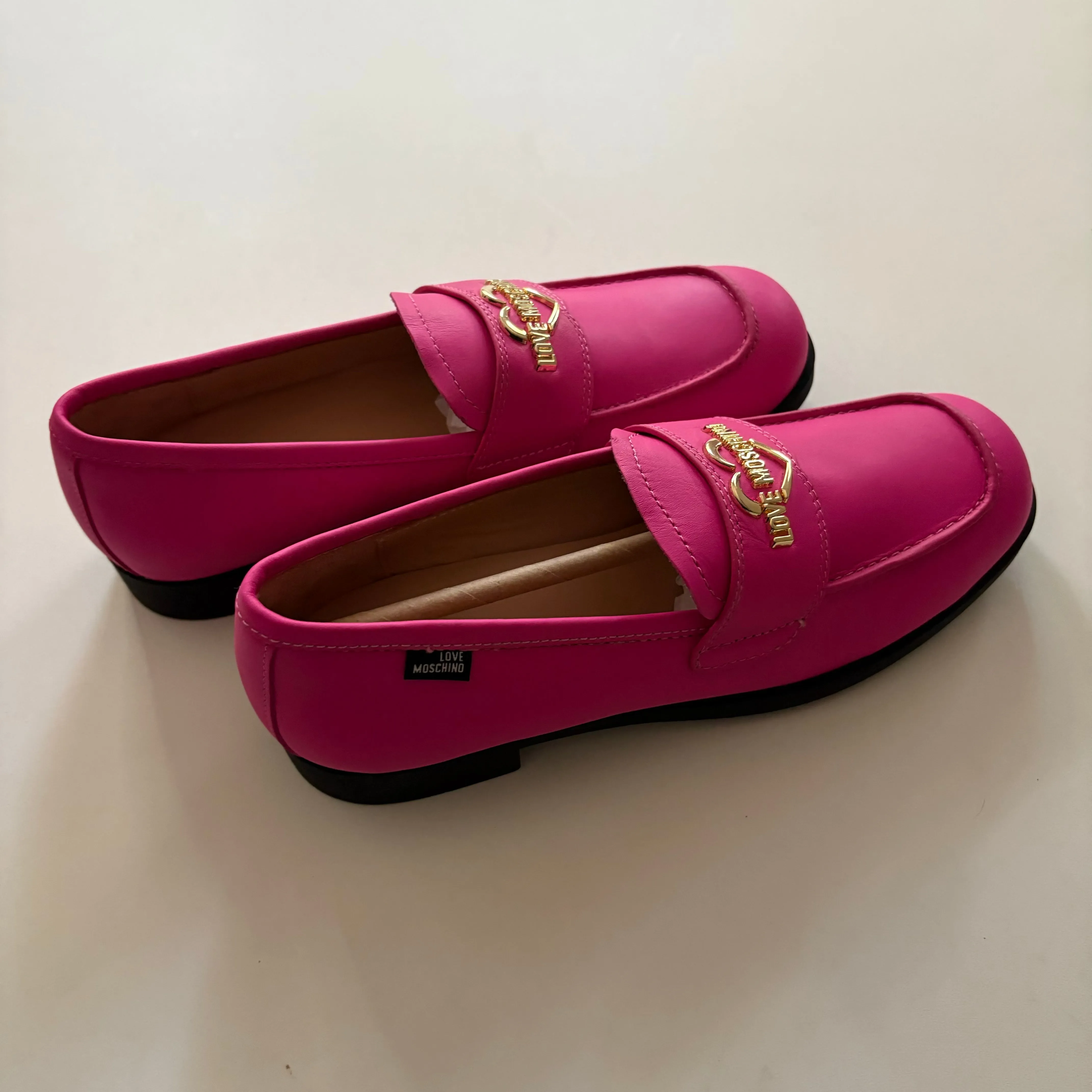 Shoes Flats By Love Moschino In Hot Pink, Size: 9.5 Low Cut Casual Shoes