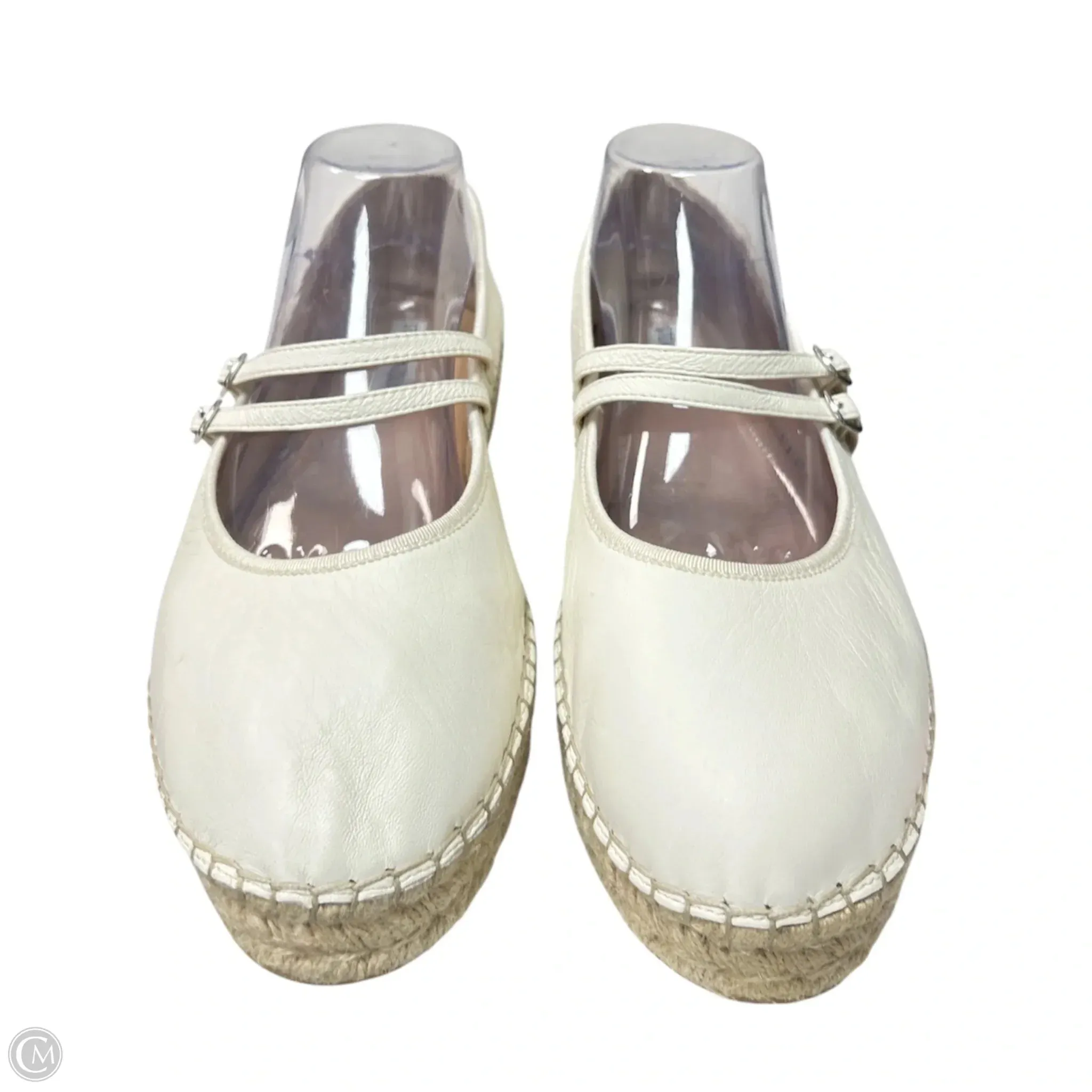 Casual Shoes Walking Shoes Flats By Steve Madden In Ivory, Size: 11
