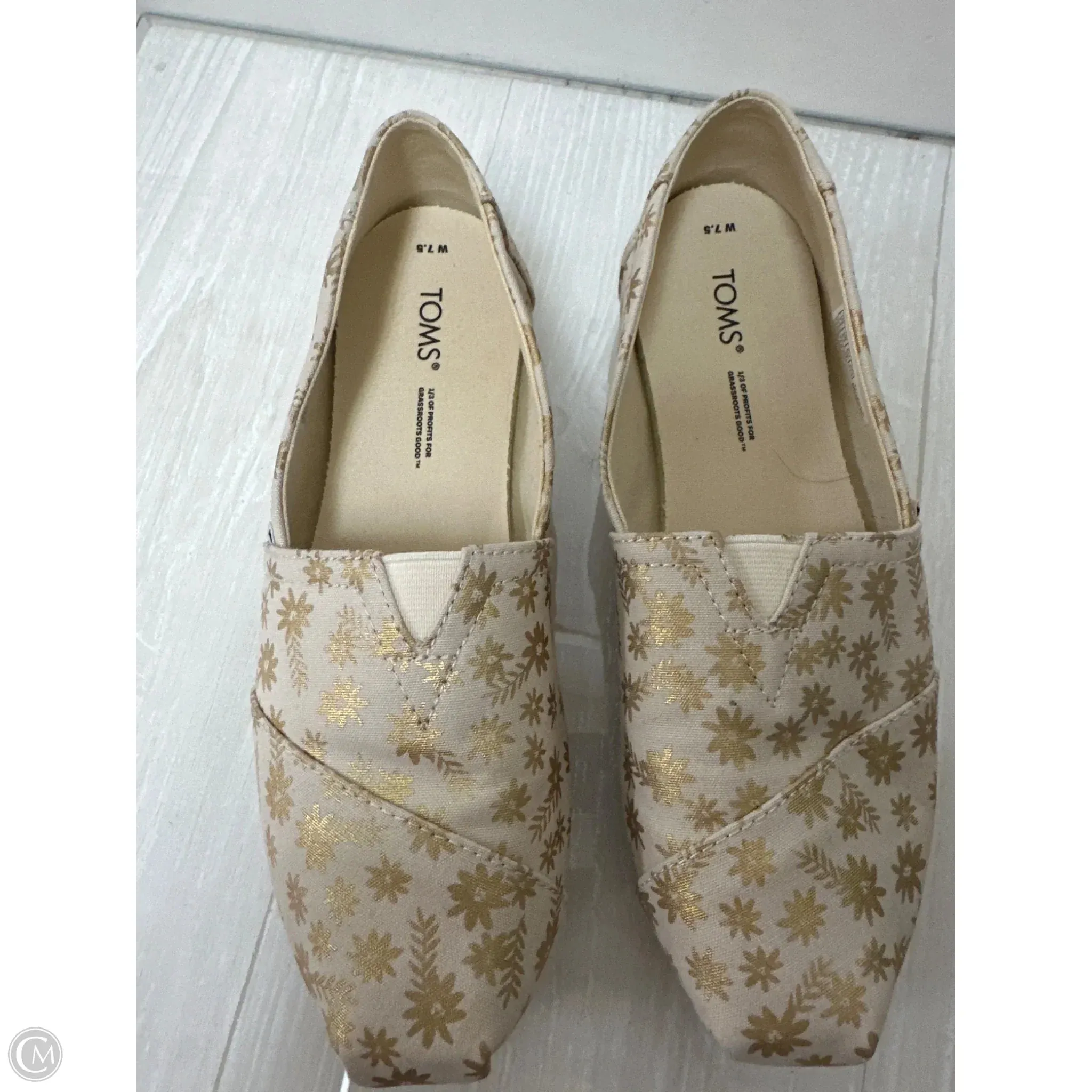 Shoes Flats By Toms In Gold, Size: 7.5 Casual Ecco Shoes