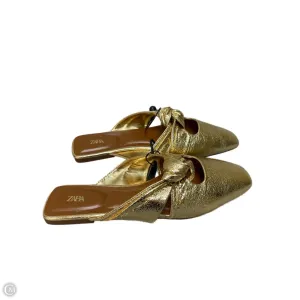 Puma Inhale Essentials Casual Shoes Shoes Flats By Zara In Gold, Size: 7