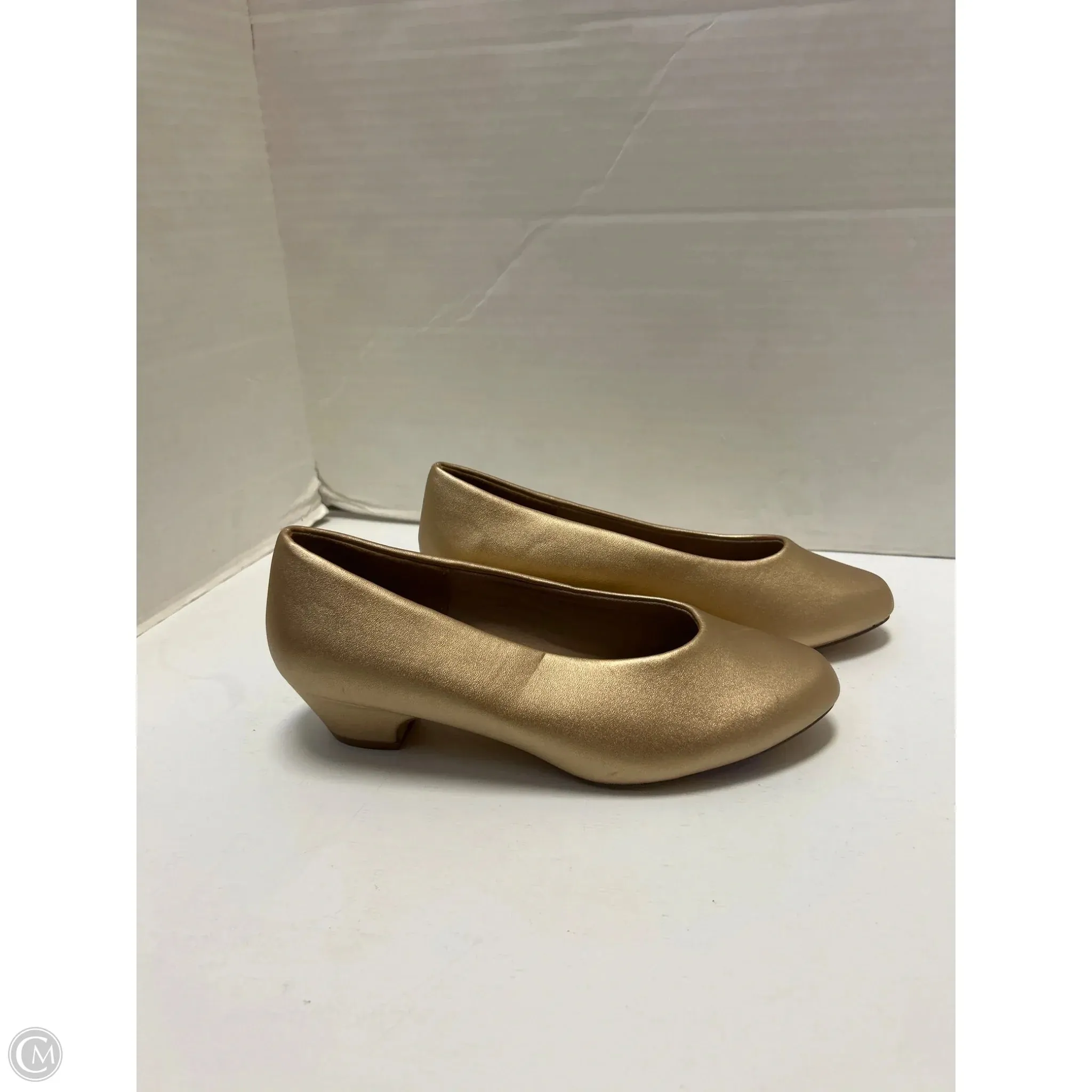 Denim Casual Shoes Shoes Heels Block By Comfortview In Gold, Size: 7